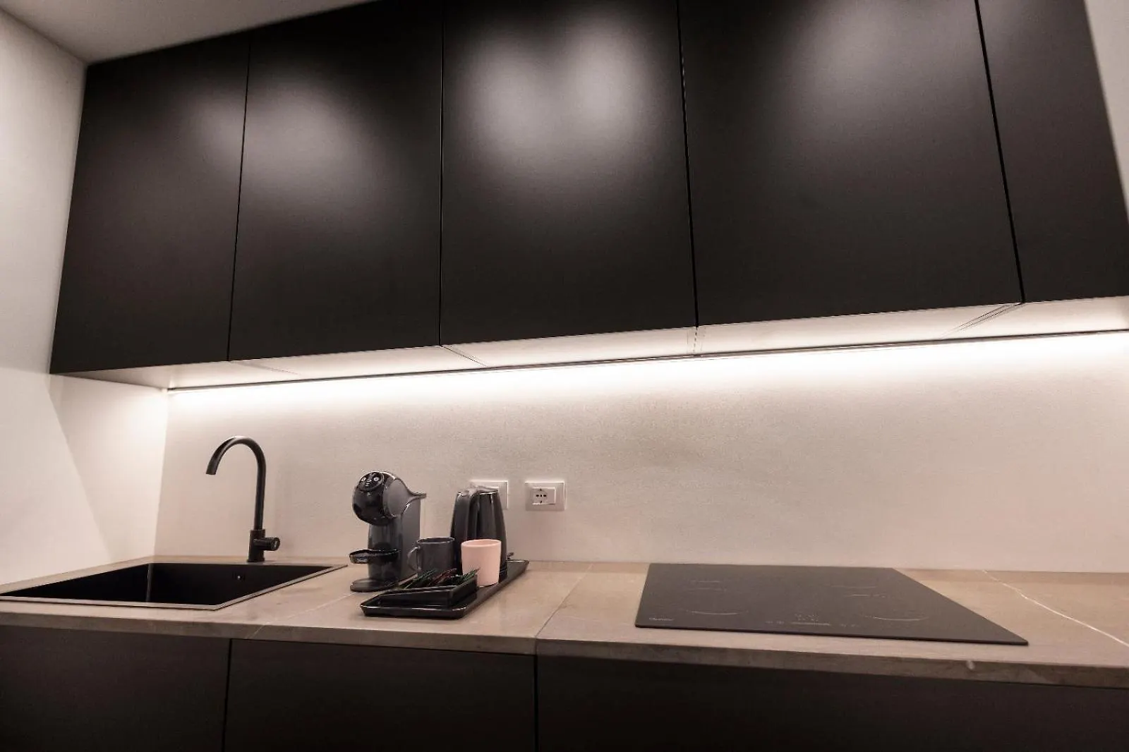 La Mia Terra Boutique Rooms Палермо Гостевой дом