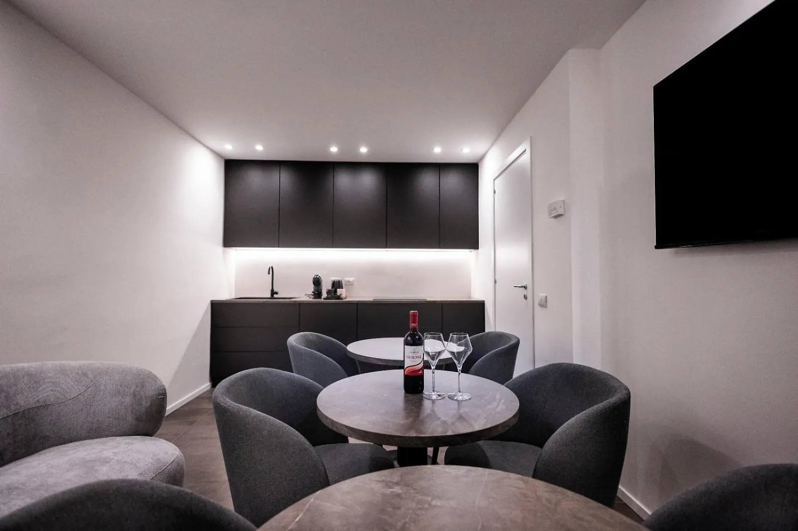 La Mia Terra Boutique Rooms Палермо Италия