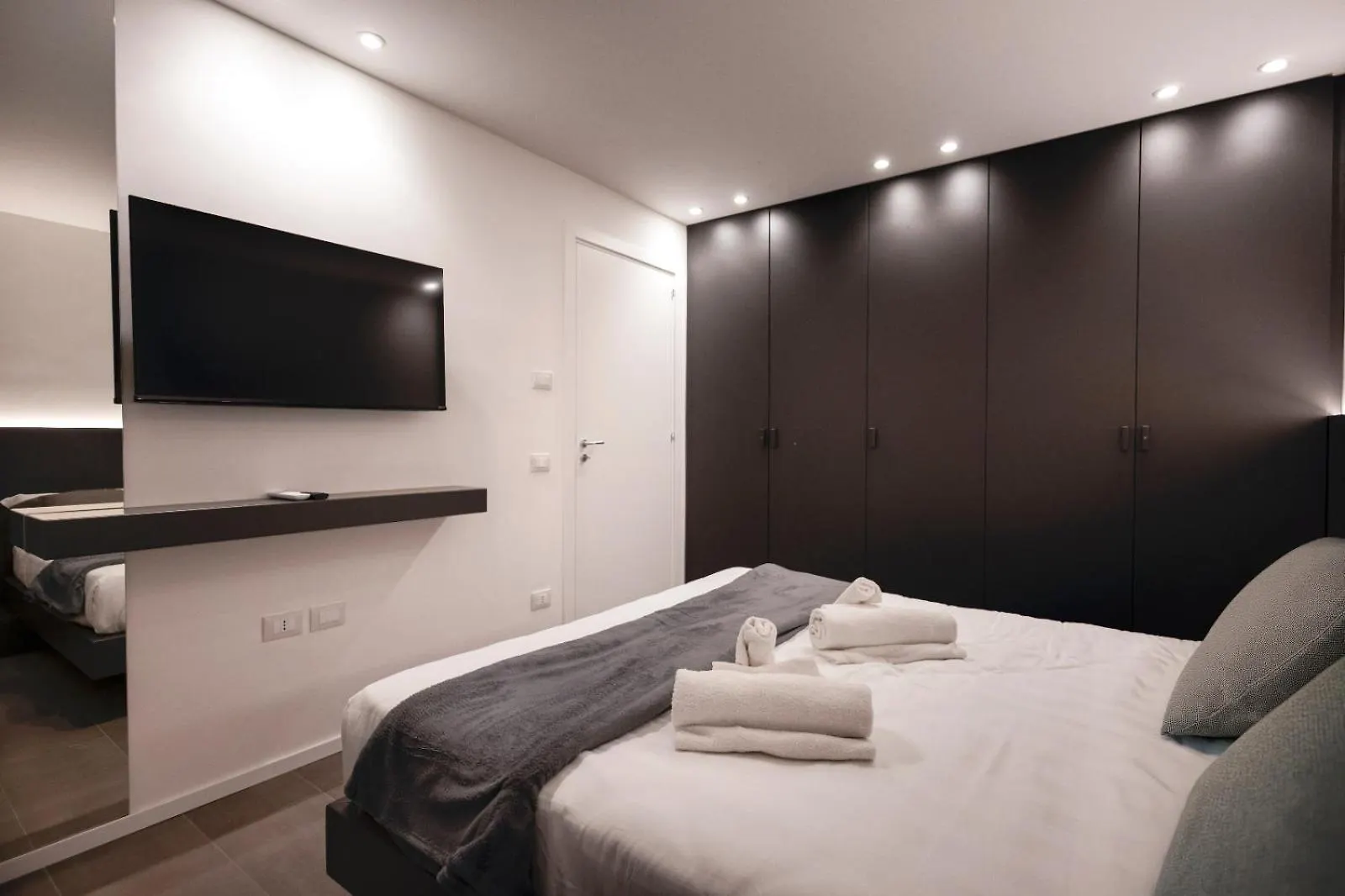 פלרמו La Mia Terra Boutique Rooms